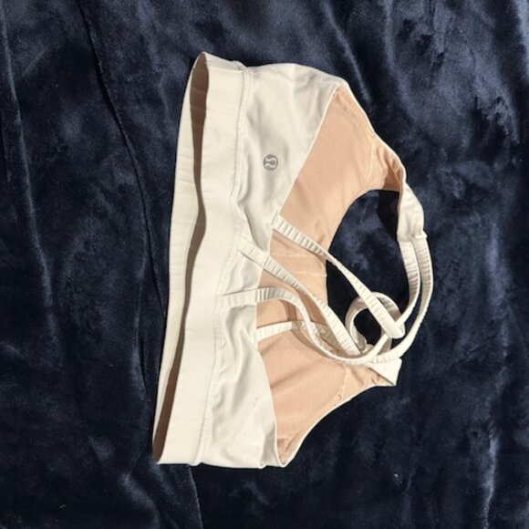 Lululemon Size 8 Energy bra - Picture 2 of 3